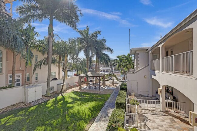 Building Photo - 37 Hendricks Isle