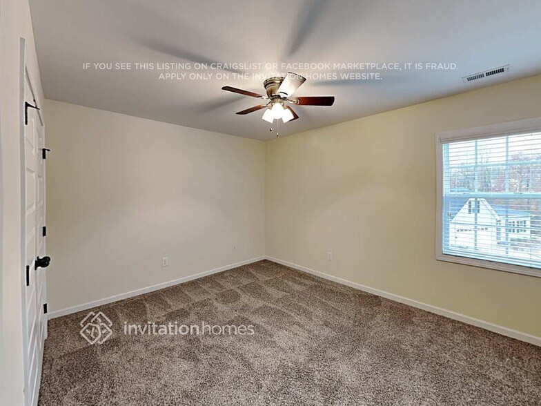Building Photo - 137 Verrazano Pl