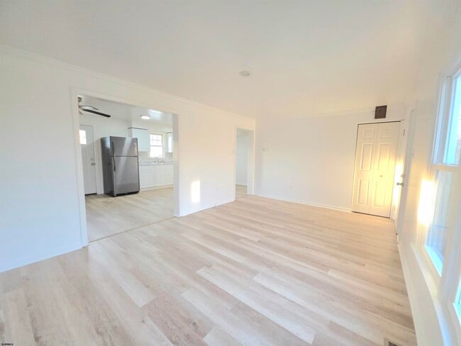 Building Photo - 1804 McKinley Ave