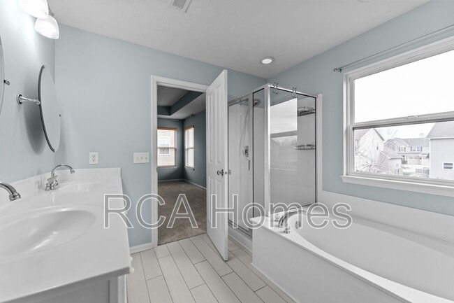 Building Photo - 7827 Wedgetail Drive