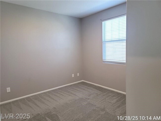 Building Photo - 1297 Raritan Pl