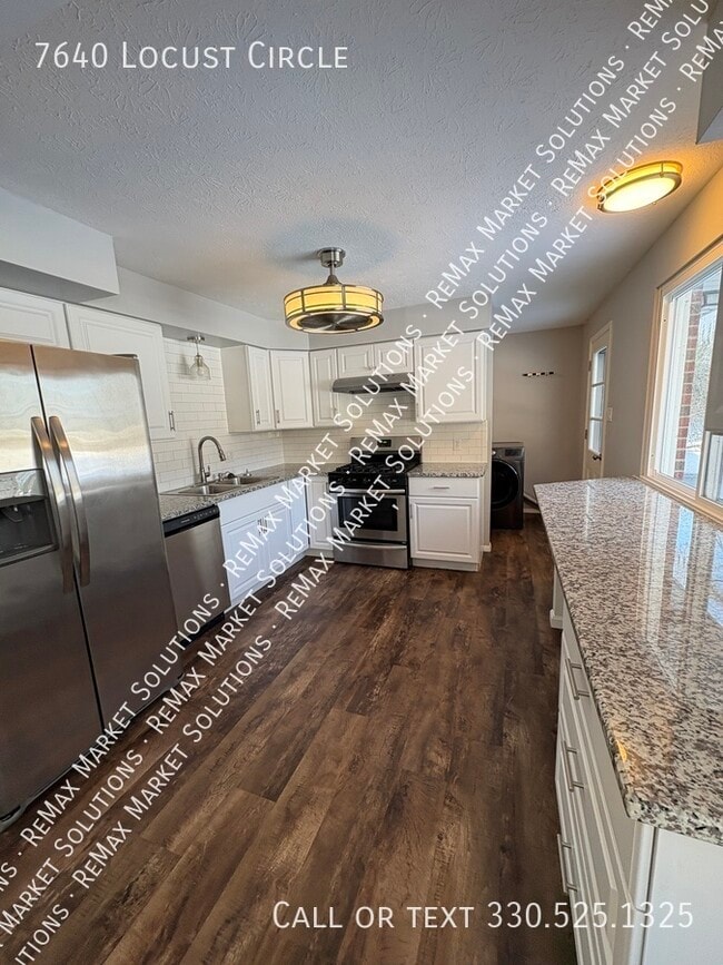 Building Photo - 7640 Locust Cir