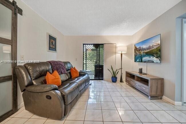 Building Photo - 9912 Hammocks Blvd