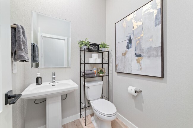 Building Photo - 10332 Rainbow Cove Ln