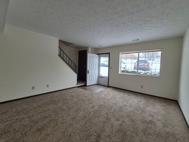 Building Photo - ScenicNW.2031