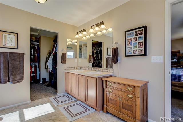 Building Photo - 2258 Quartz St