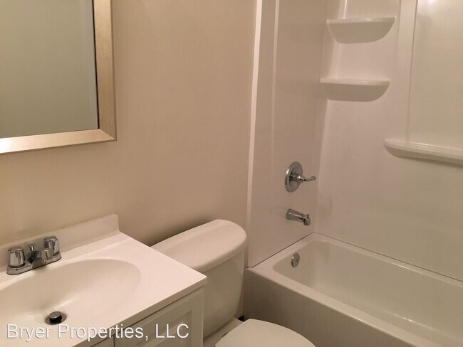 Building Photo - 107 Skyview Dr