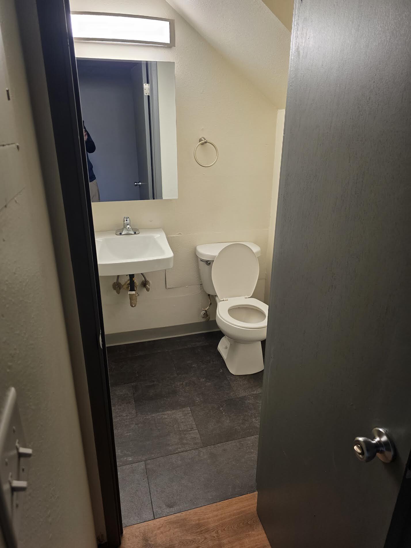 Building Photo - 350 SE Dimick St