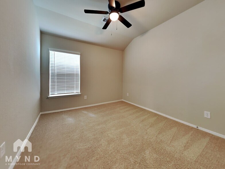 Building Photo - 1447 Cedar Plns Ct