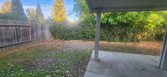 Building Photo - Wonderful 3 Bedroom 2 Bathroom Home in Elk...