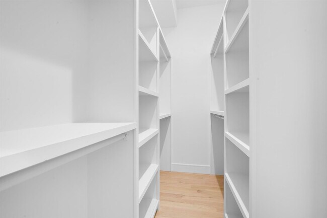 Building Photo - 165 Delaware Ave