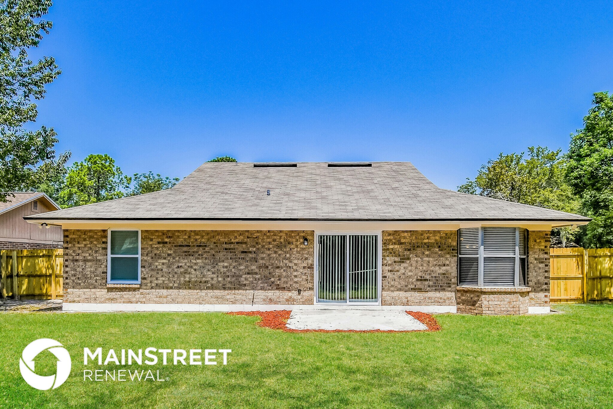 Building Photo - 7850 Blank Dr N