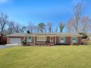 Building Photo - Brick Rancher with Handicap Accessibility!!!