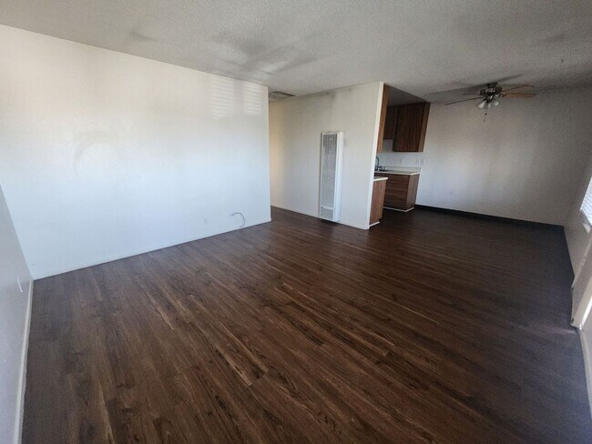 Building Photo - 73502 Sunnyvale Dr