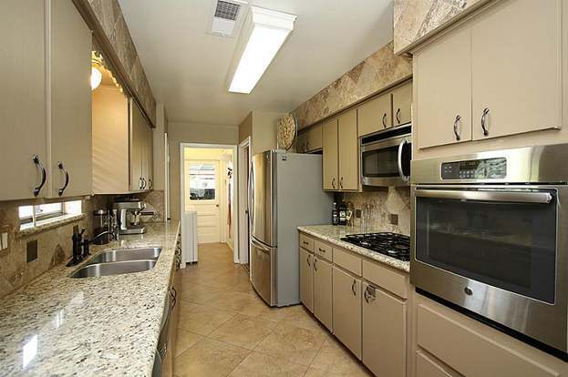 Building Photo - 9423 Highmeadow Dr