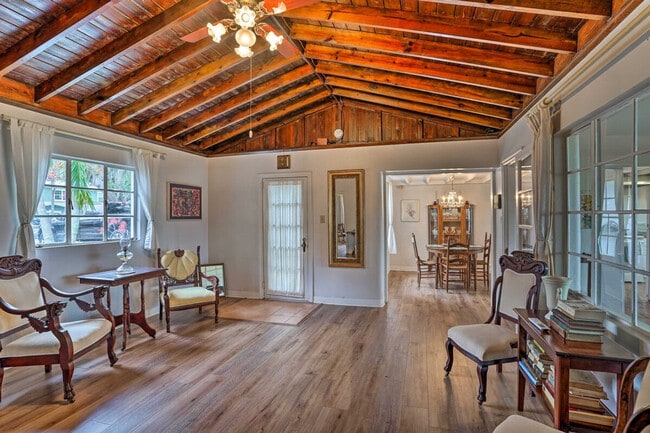 Building Photo - 1630 17th St NW