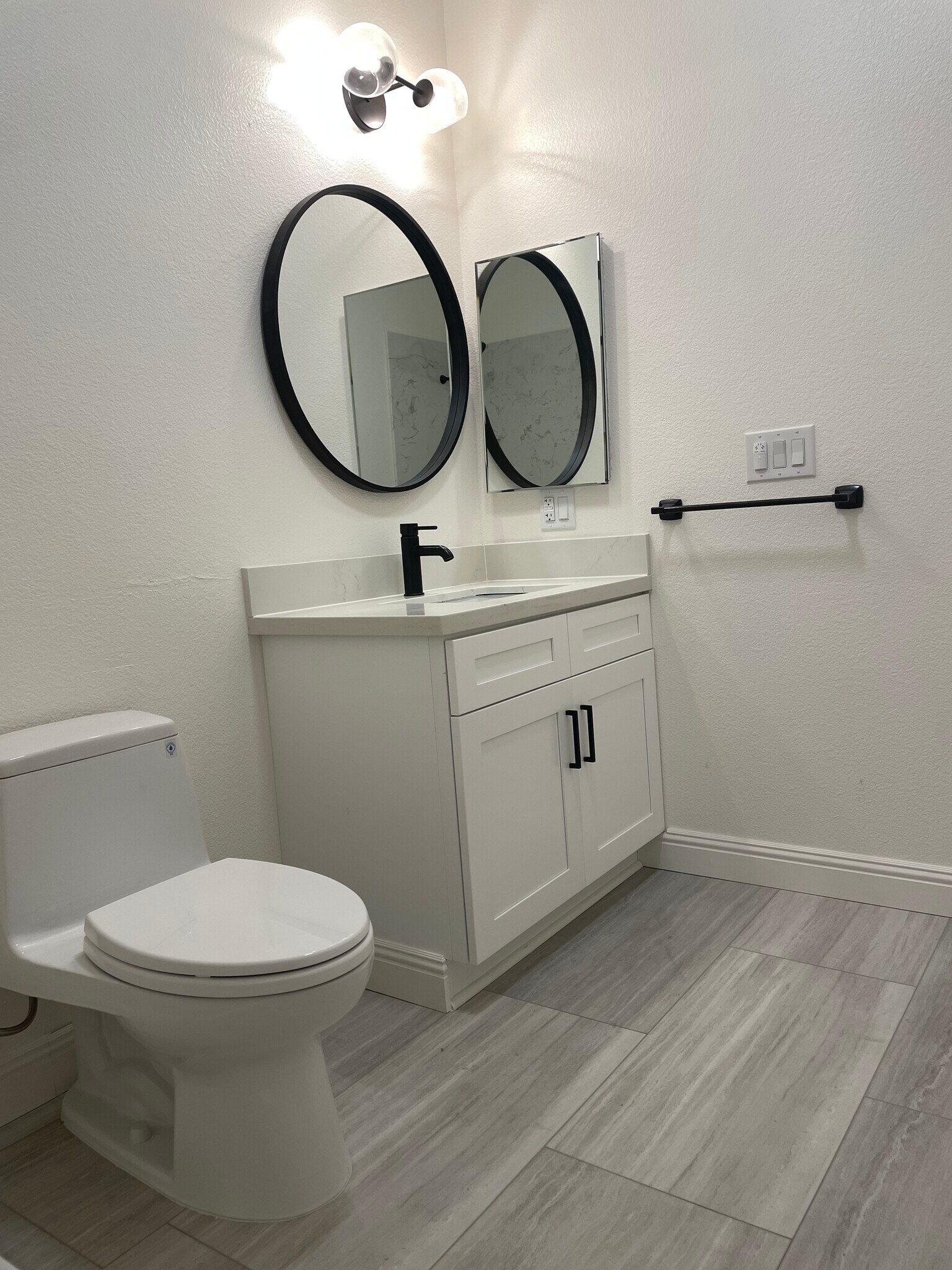 Building Photo - 1 Crescent Way