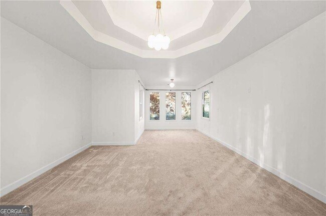 Building Photo - 1086 Pine Grove Ave NE