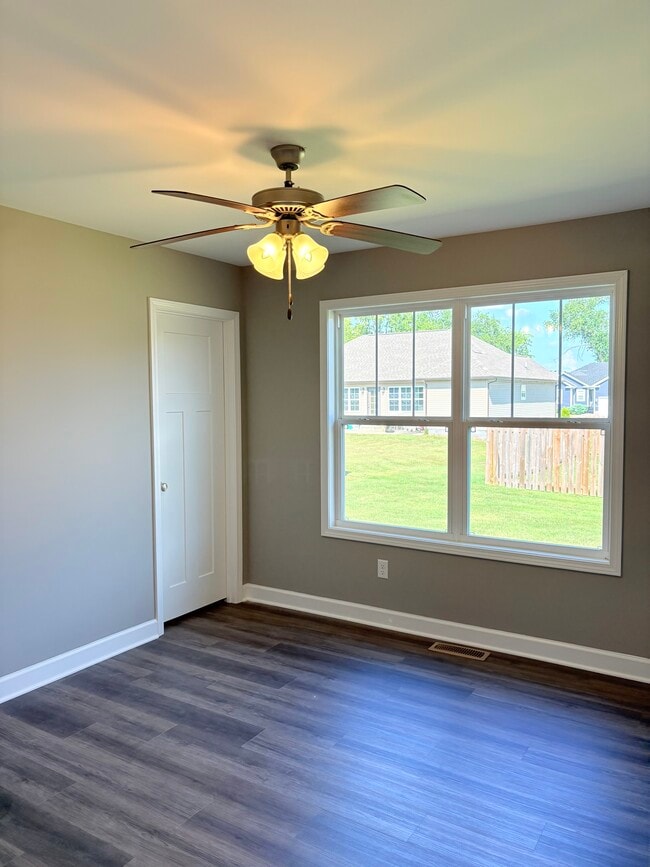 Building Photo - 787 Alders Cove St