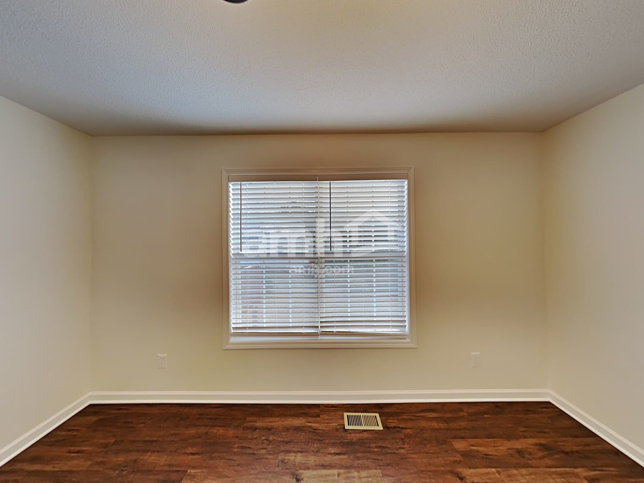 Building Photo - 235 Taylors Farm Dr