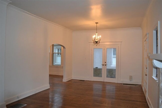 Building Photo - 1443 Vance Ave
