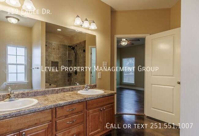 Building Photo - 119 Eagle Dr