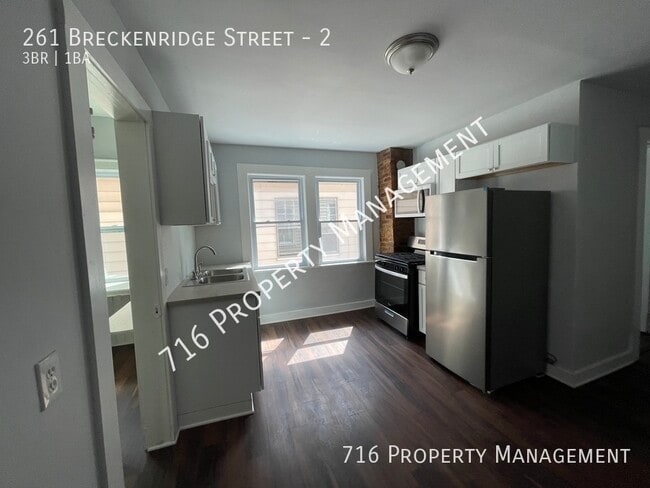 Building Photo - 261 Breckenridge St