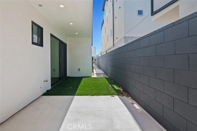 Building Photo - 2631 Cochran Ave