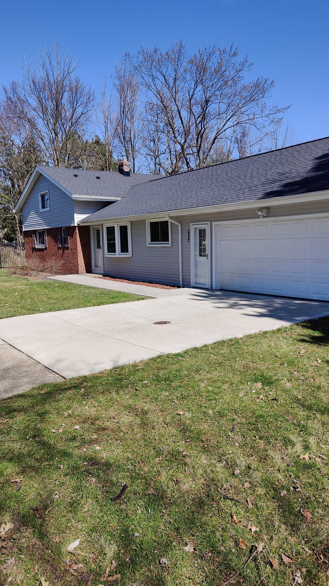 Building Photo - 2527 Richmond Rd