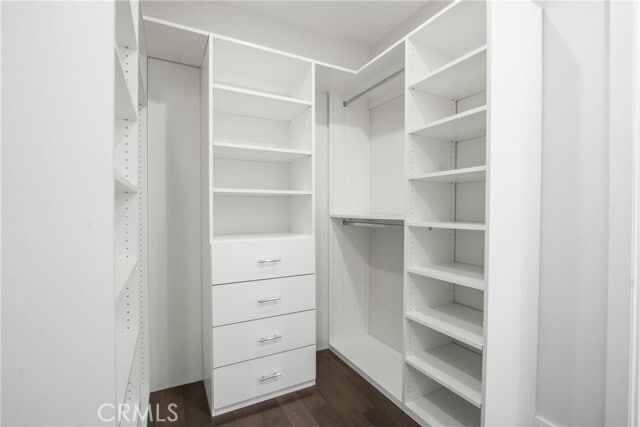 Building Photo - 433 Pine Ave