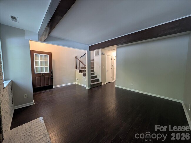 Building Photo - 9111 Sharonbrook Dr