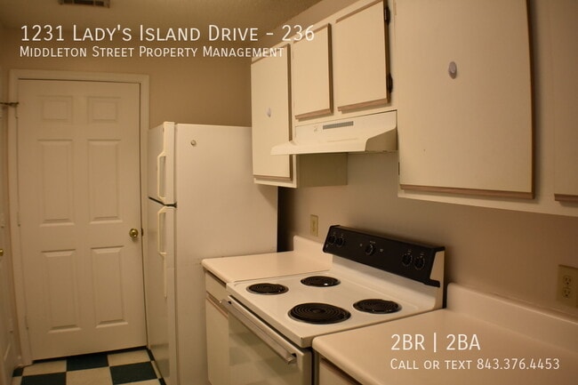 Building Photo - 1231 Ladys Island Dr