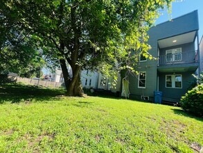 Building Photo - Fully Renovated Student Rental