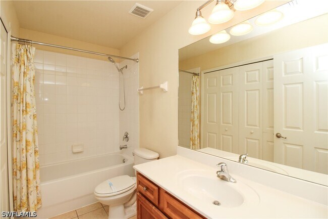Building Photo - 9051 Gervais Cir