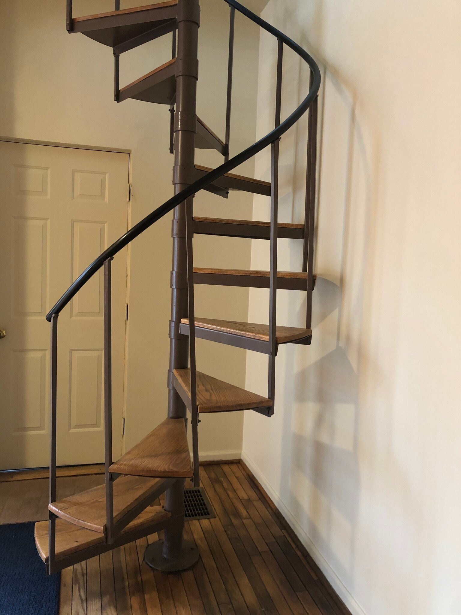 Building Photo - 5511 Claybourne St