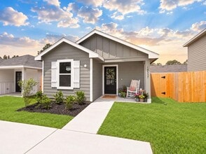 Building Photo - 14537 William Trails Dr