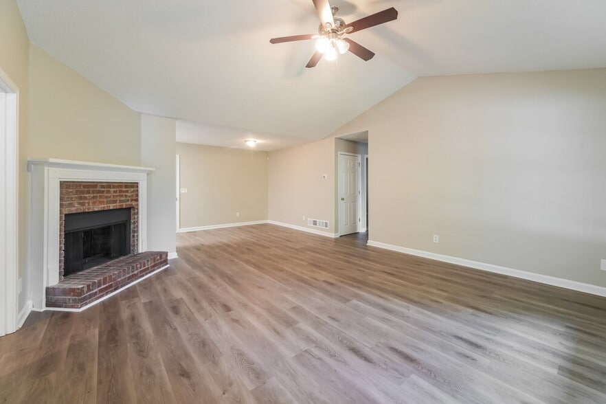 Building Photo - 8889 Timmons Cir