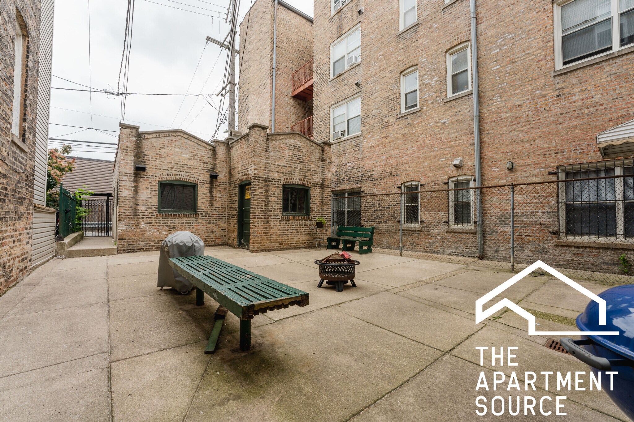 Building Photo - 3044 W North Ave