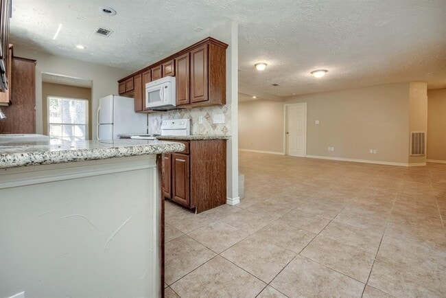 Building Photo - 9611 Landry Blvd