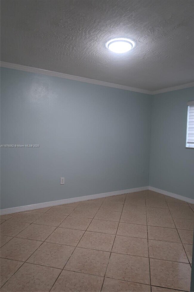 Building Photo - 9710 Sunset Strip