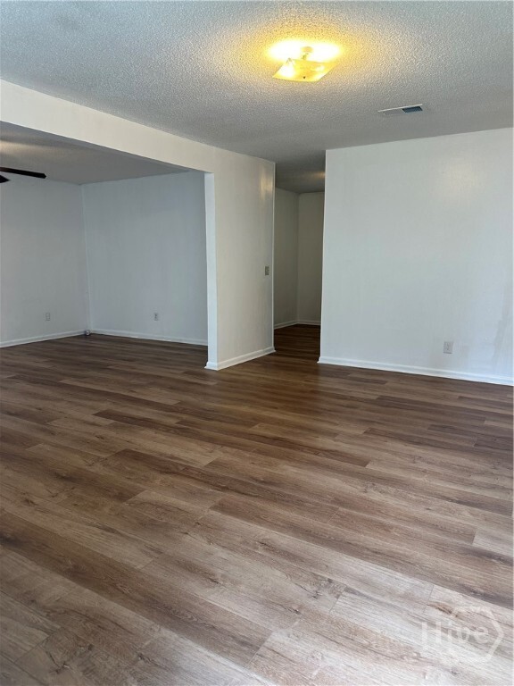 Building Photo - 609 Caines Rd
