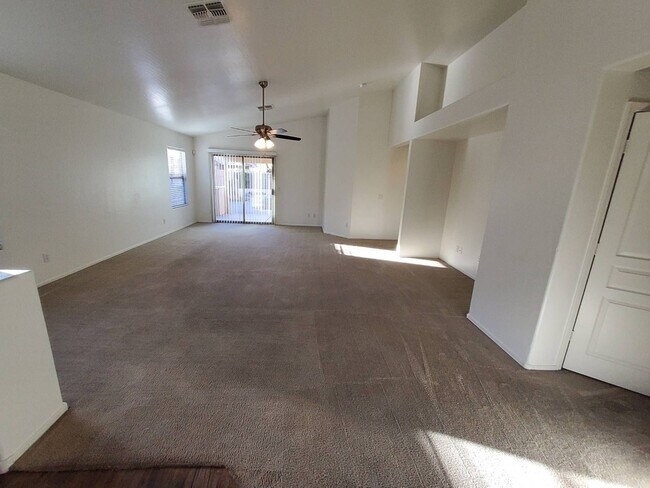 Building Photo - Laveen 3 bedroom