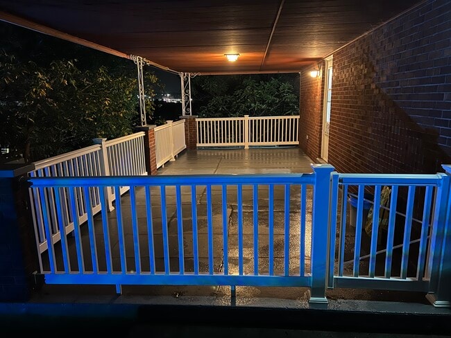 Building Photo - 146 Westward Ho Dr