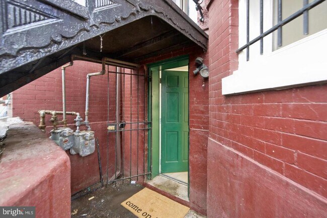 Building Photo - 3016 13th St NW