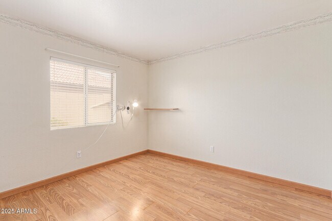 Building Photo - 1296 S Cholla St
