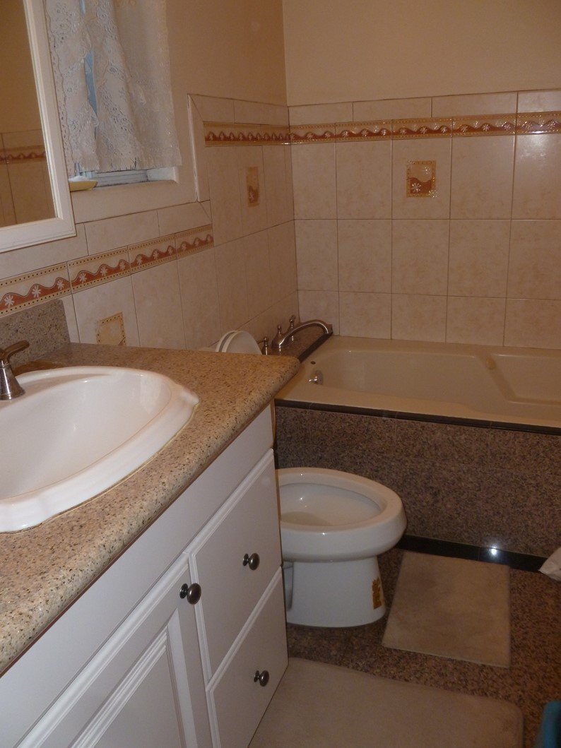 Building Photo - 2721 Montezuma Ave