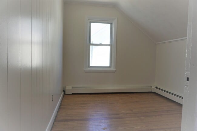 Building Photo - 49 E Transit St