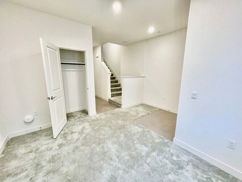Building Photo - 9893 Bria Ln