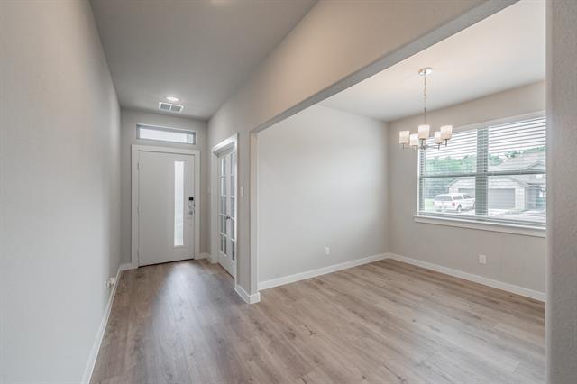 Building Photo - 3202 Glorioso Dr