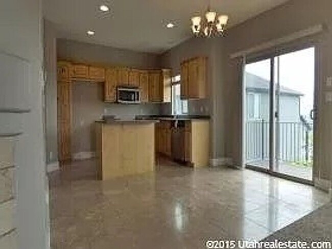 Building Photo - Lehi 3 Bedroom Town Home Pets OK